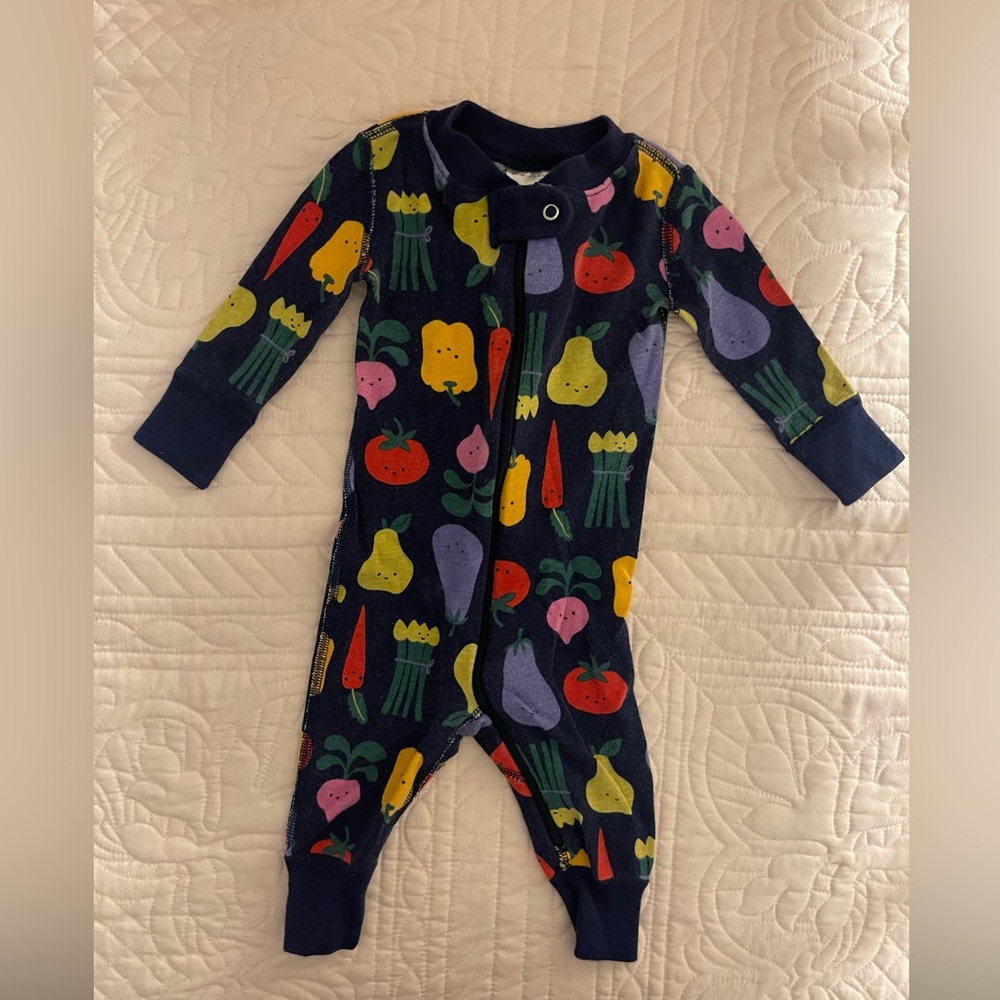 Hannah Andersson Happy Veggies Zip Organic Cotton Sleeper 3-6M